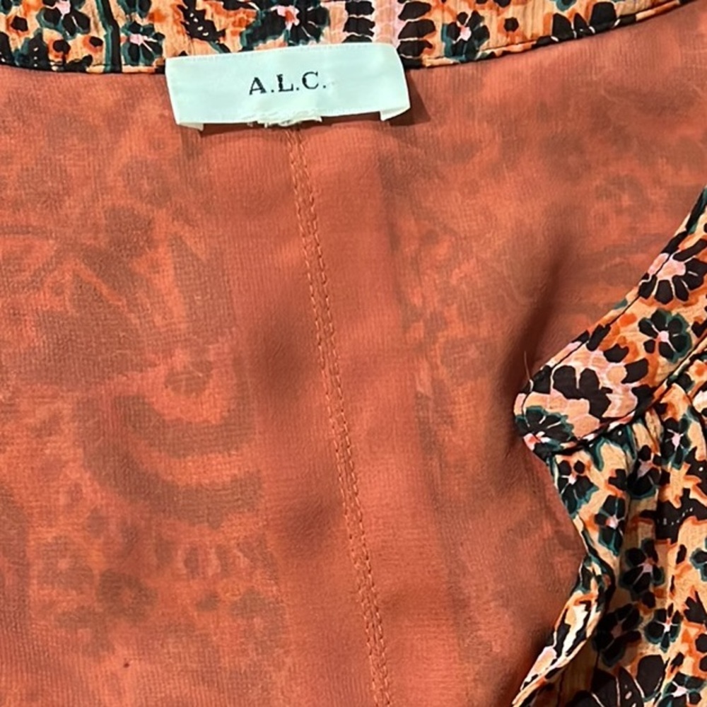 A.L.C. Silk paisley print burgundy blouse size 14 - Picture 7 of 7